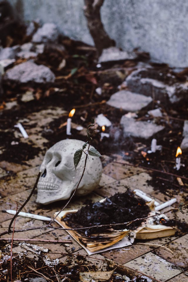 Scary scary Stories to Tell in the Dark 19 days